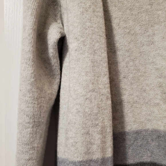 A New Day Cardigan Sweater- Grey/Pink/White (Size XS) - Picture 5 of 16